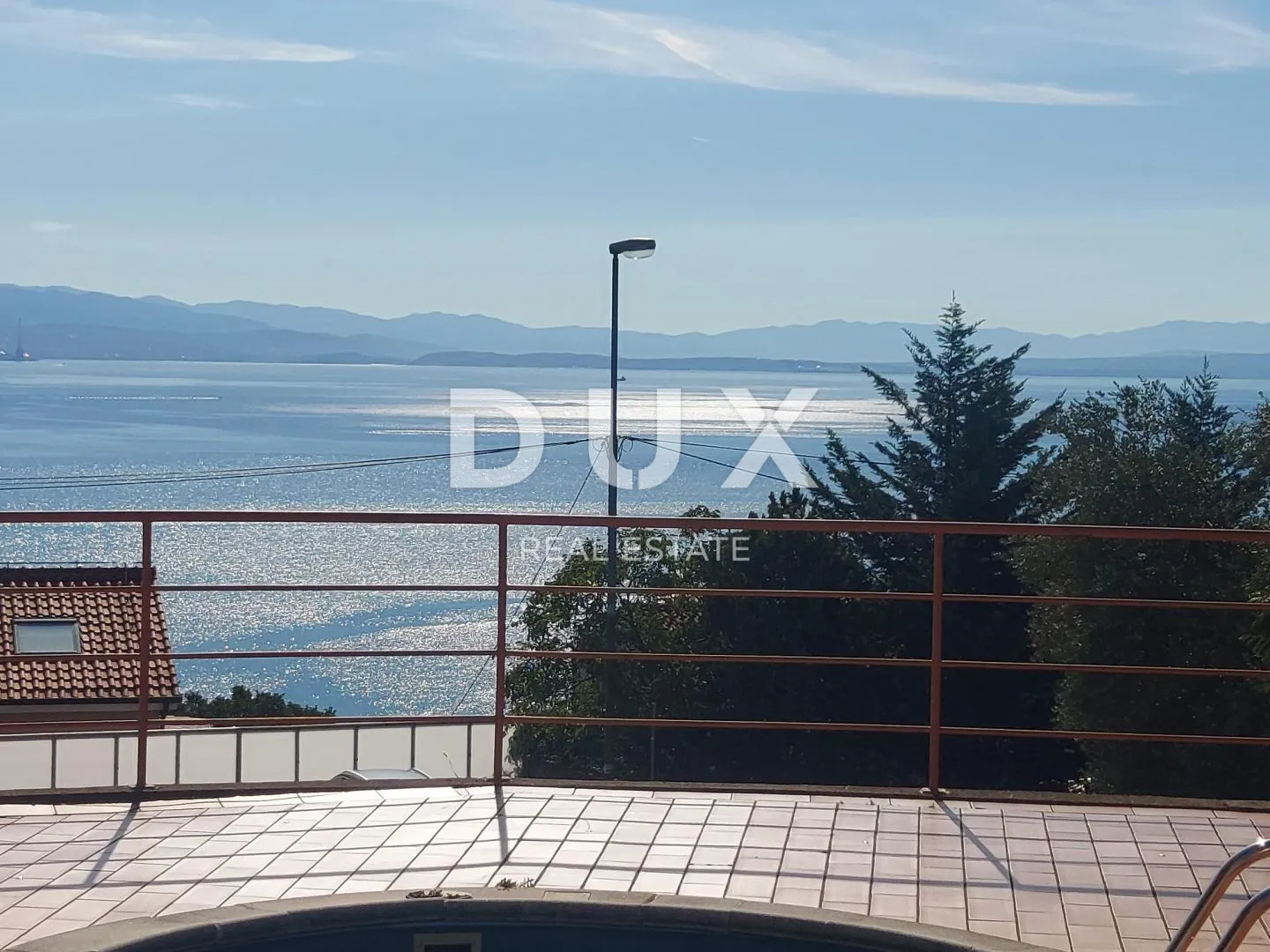 opatija - stan 3s+db 150m2 s pogledom na more i bazenom + okoliš 250m2 - slika 5