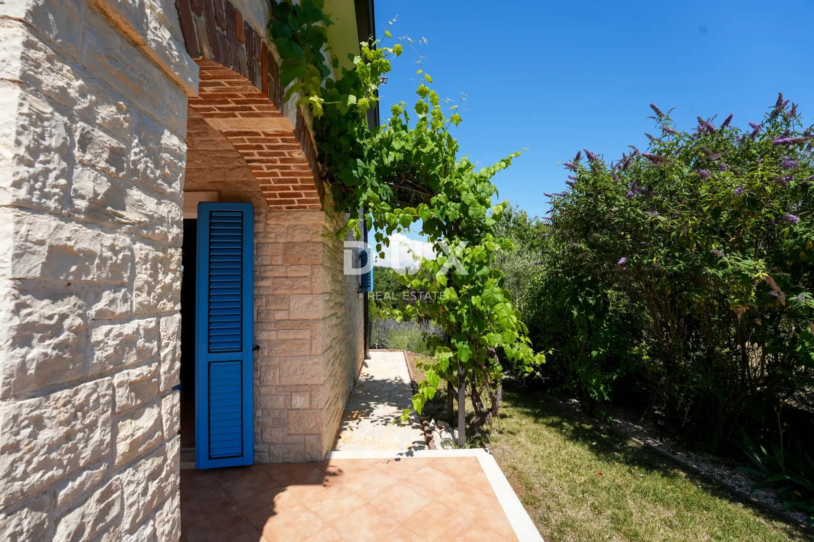 istra, poreč - šarmantna kamena kuća s bazenom i potpunom privatnošću - slika 41