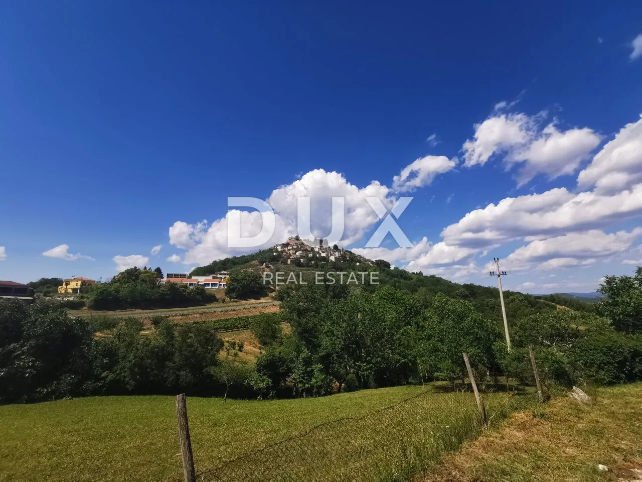 istra, motovun - kuća s pogledom na motovun - slika 2