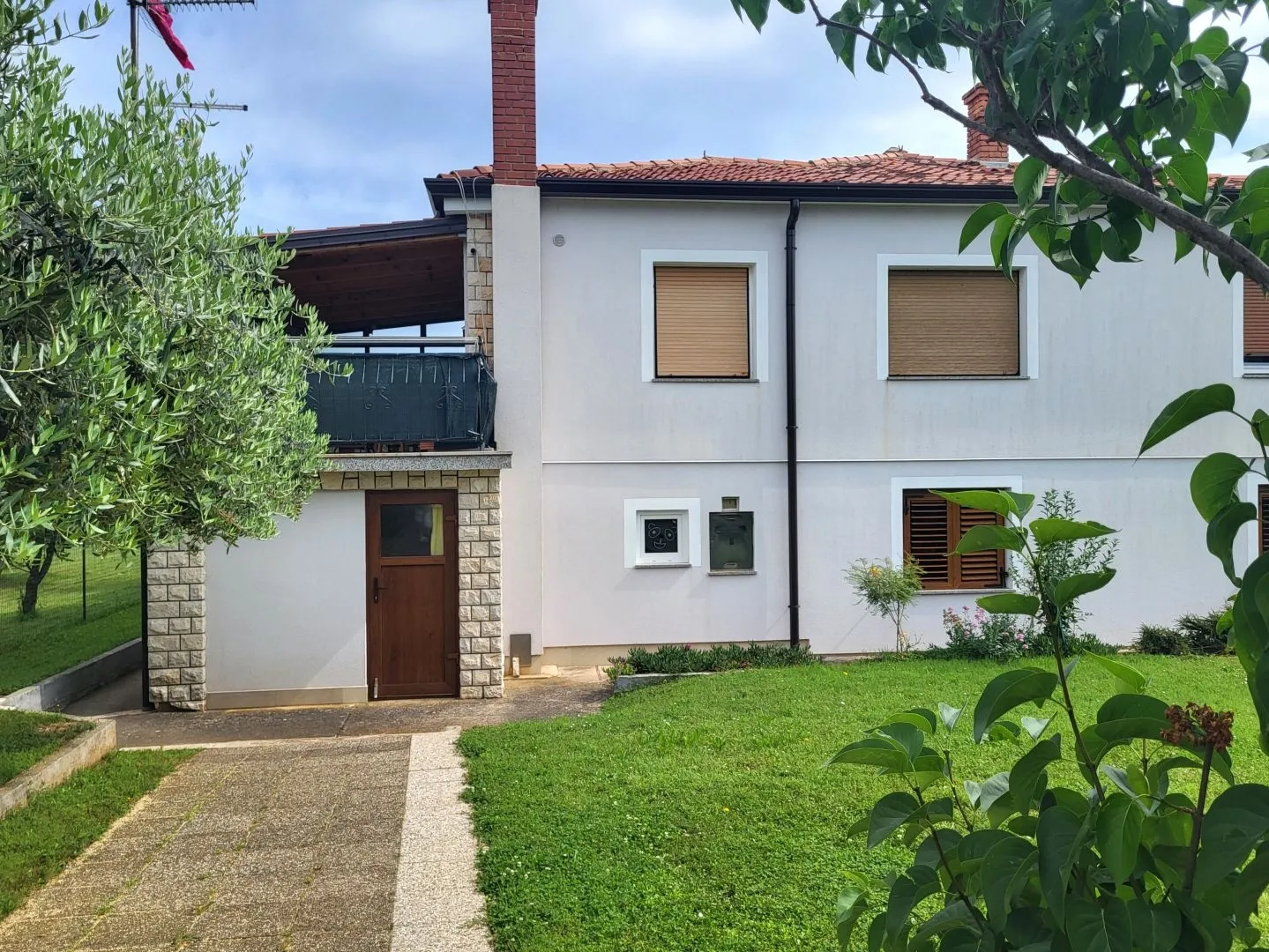 istra, umag - kuća s 4 apartmana i prekrasnom okućnicom - slika 2