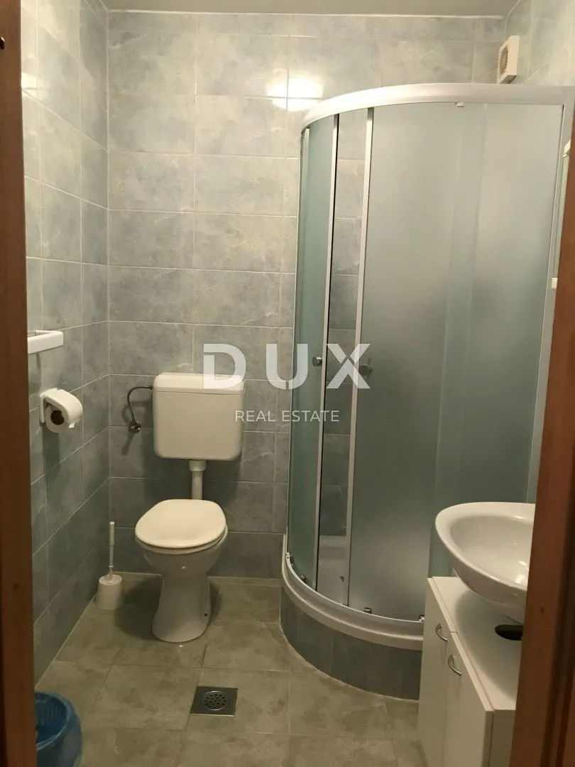 rab, lopar - kuća u centru grada - slika 33