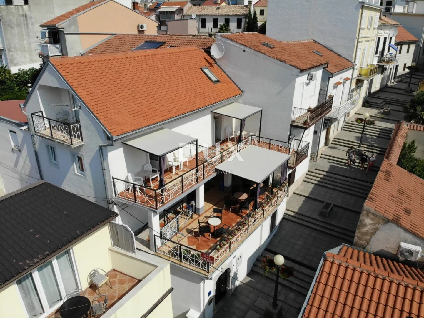 CRIKVENICA - Vila u centru Crikvenice
