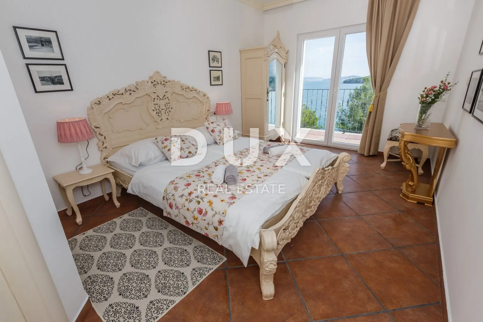 trogir, marina - prekrasna luksuzna vila pokraj mora - slika 23