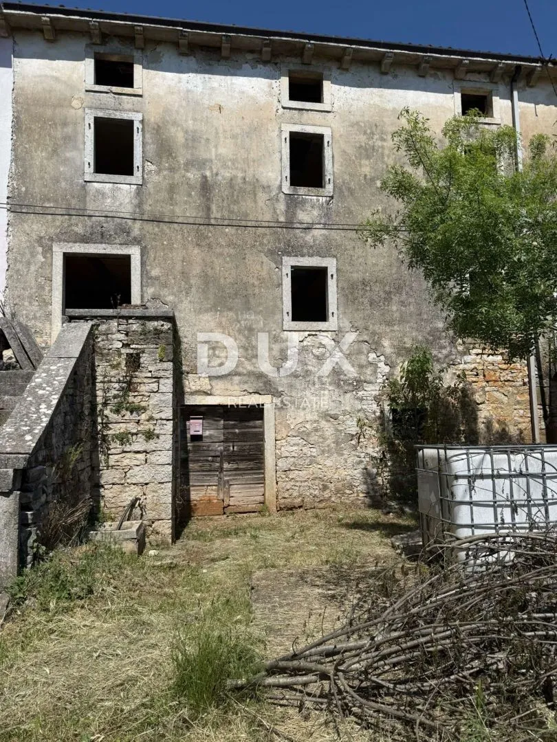 istra,grožnjan - autentična istarska kuća s dodatnim građevinskim zemljištem - slika 2