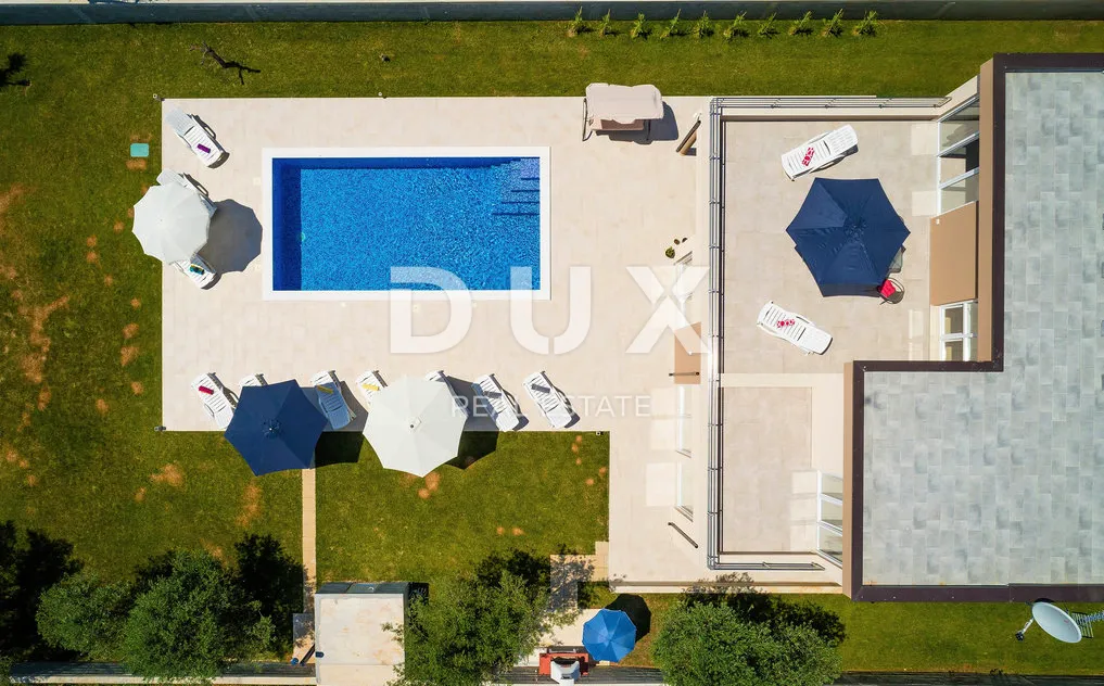 istra, vodnjan - moderna vila s prostranom okućnicom - slika 31