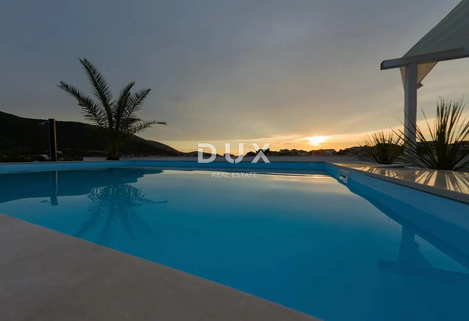 šibenik okolica, grebaštica – mini hotel prvi red do mora s bazenom i restoranom - slika 16