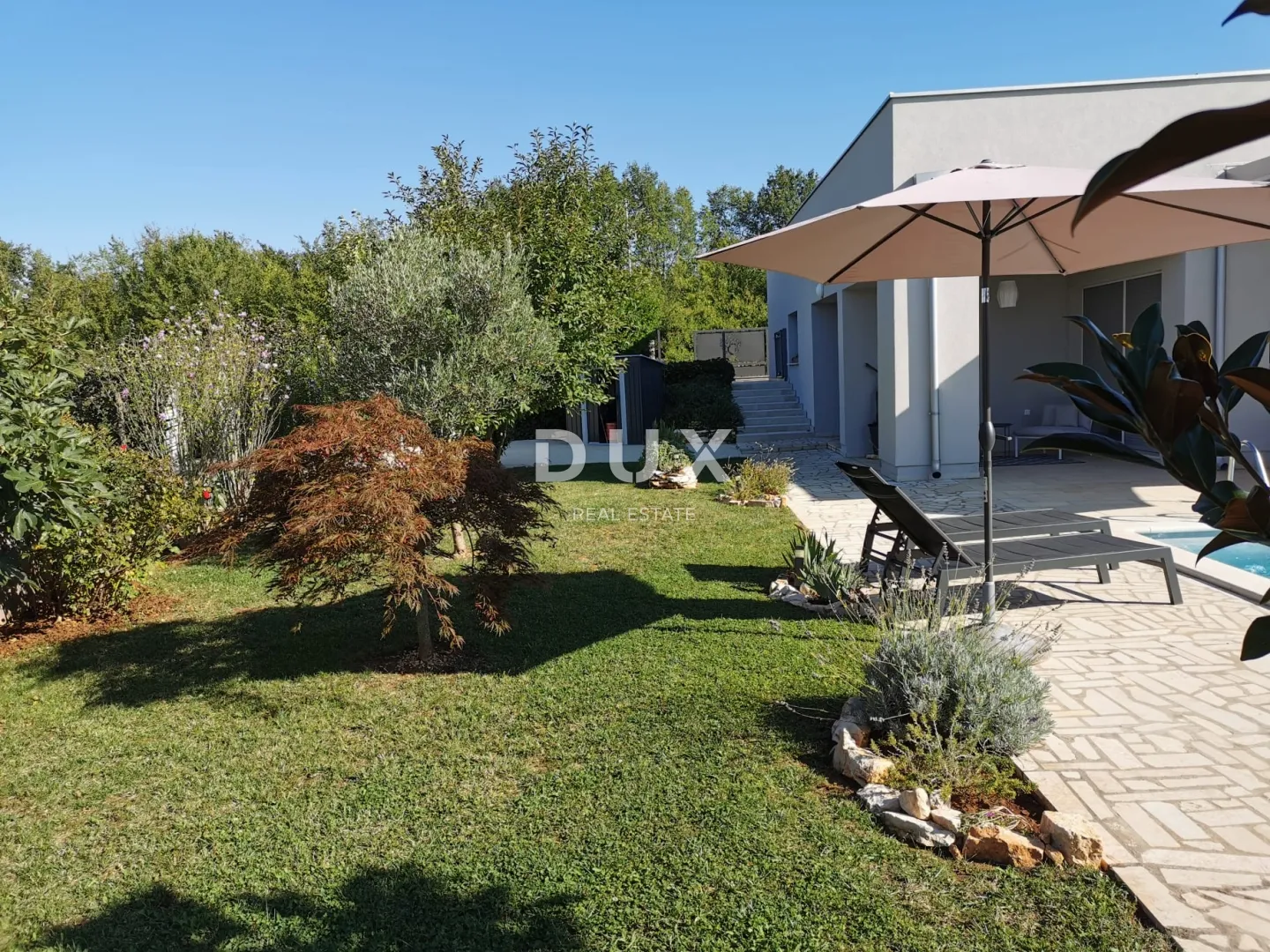 istra, rovinj - moderna prizemnica s bazenom - slika 12