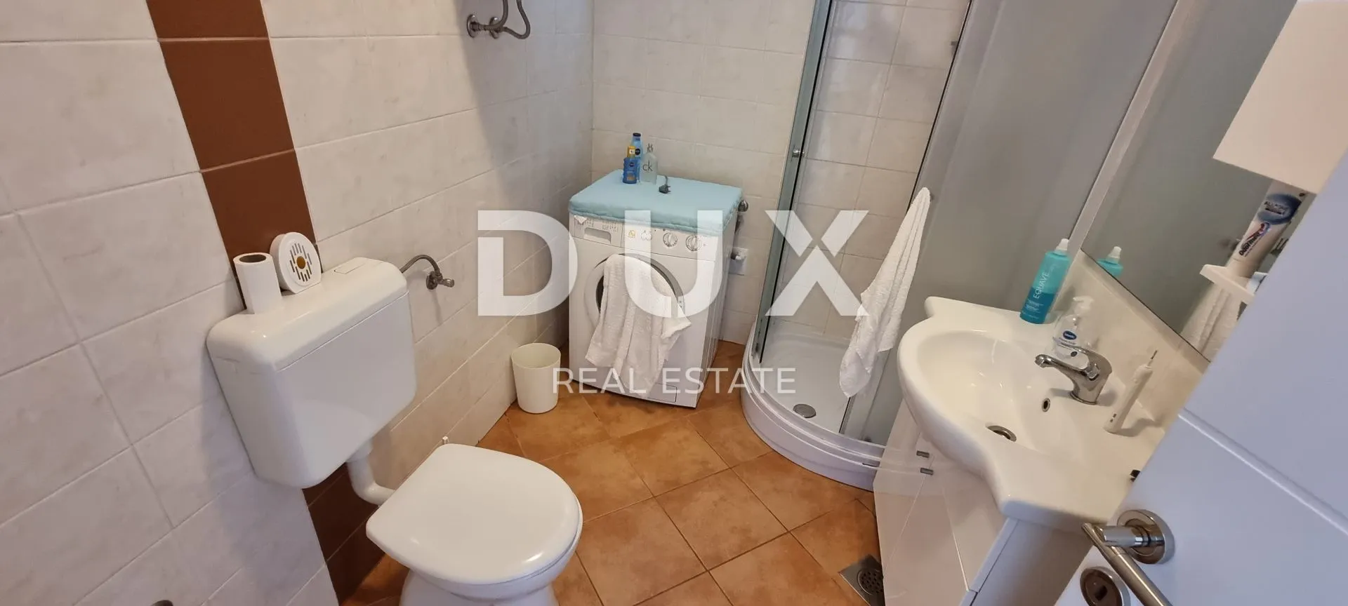 novi vinodolski, povile - dva apartmana 300 metara od mora - slika 6