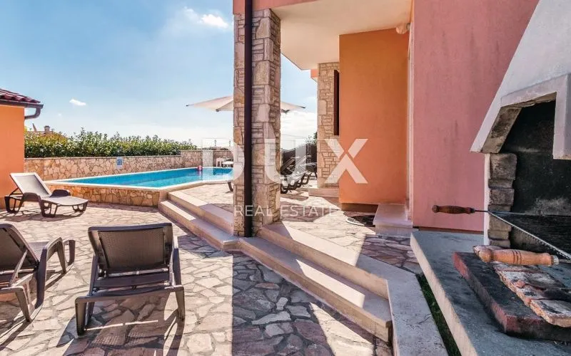 istra, barban - vila s bazenom i ljetnom kuhinjom - slika 11