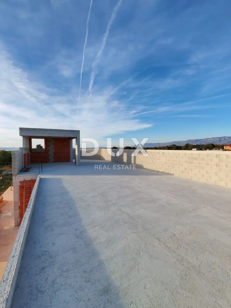 zadar, vrsi - prostrani penthouse s pet spavaćih soba, krovnom terasom s bazenom i pogledom na more! s3 - slika 3