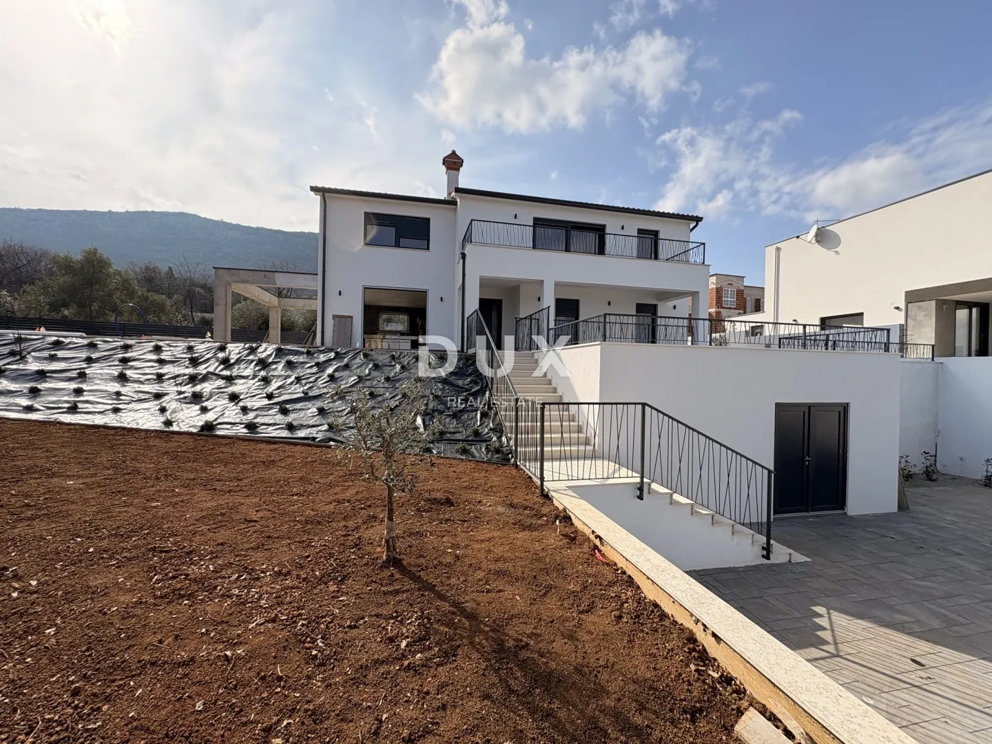 istra, rabac - kuća s bazenom i pogledom na more - slika 2
