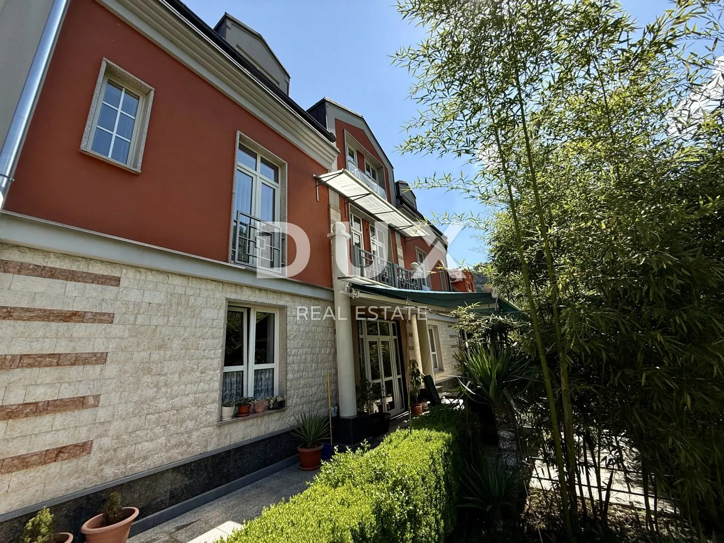 samobor, centar - prekrasna kuća s velikom okućnicom - slika 43