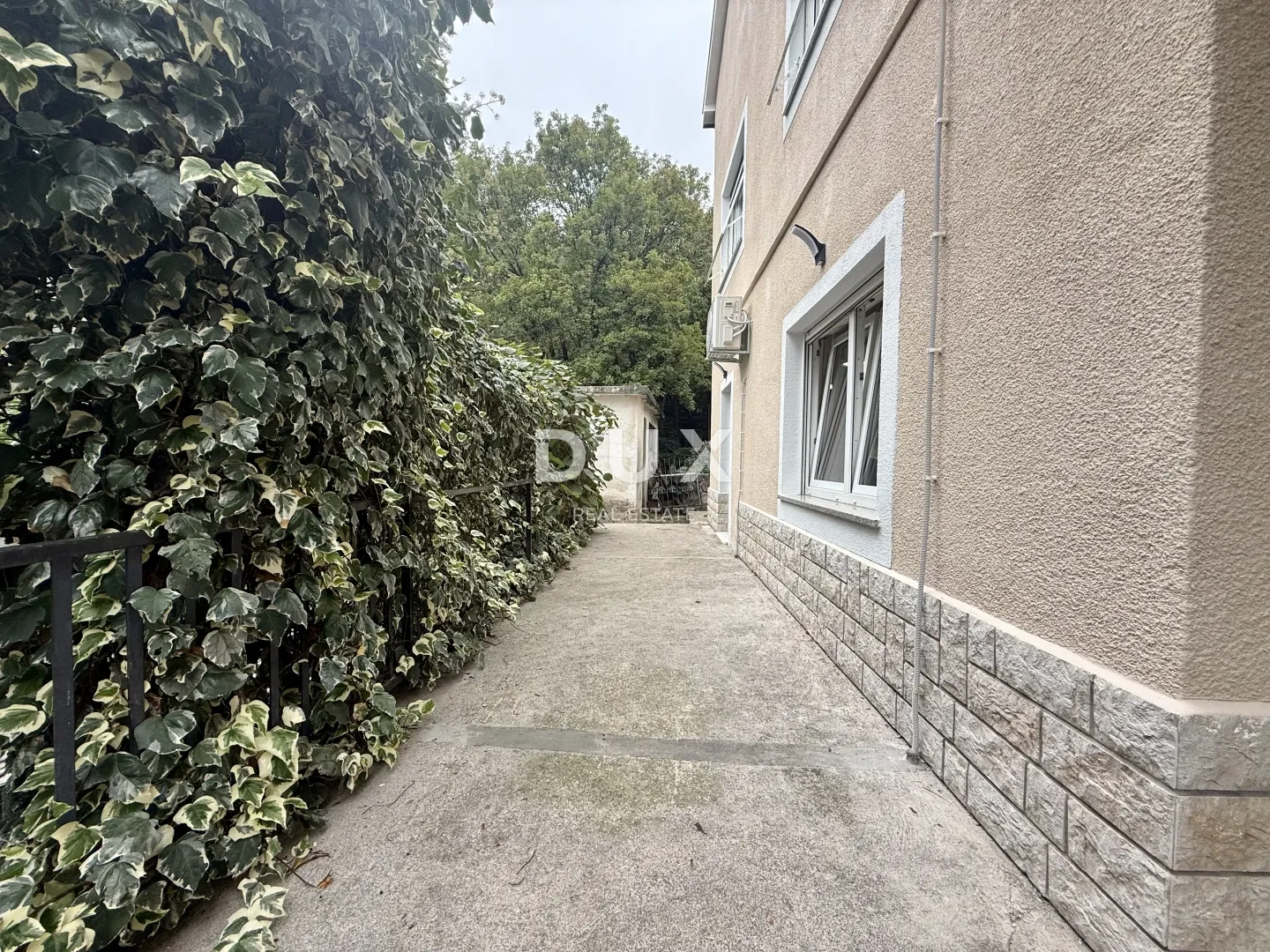 rijeka, sušačka draga, 5-sobni stan, 115 m2, velika terasa, mirna lokacija - slika 2