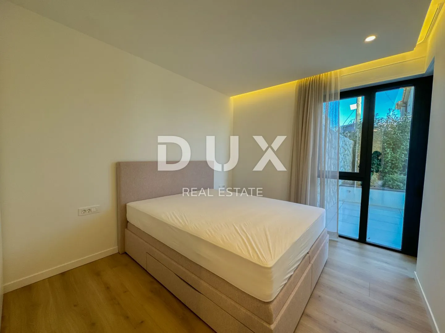opatija, centar - stan 132m2 u novogradnji s vrtom, bazenom, garažom, pogled na more, centar opatije - slika 27