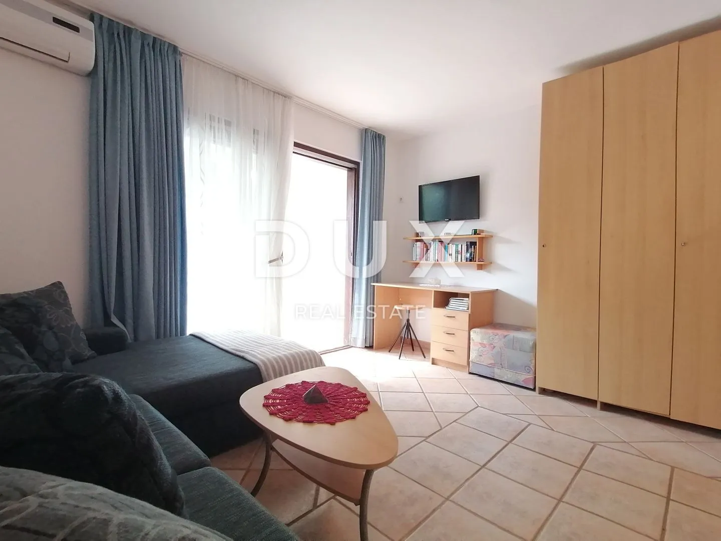 istra, rovinj apartmanska kuća na samo 40m od mora! - slika 32