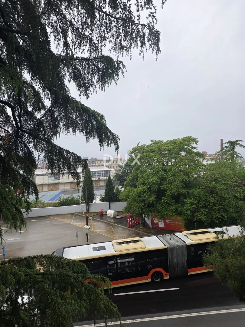 rijeka, turnić - stan potpuno adaptiran 70m2, db+1s, 2.kat s pogledom na more - slika 16