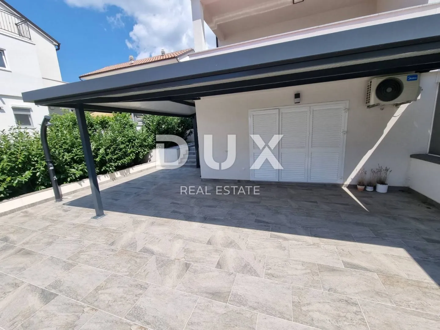 crikvenica, hrusta - dva apartmana s pogledom na more - slika 11