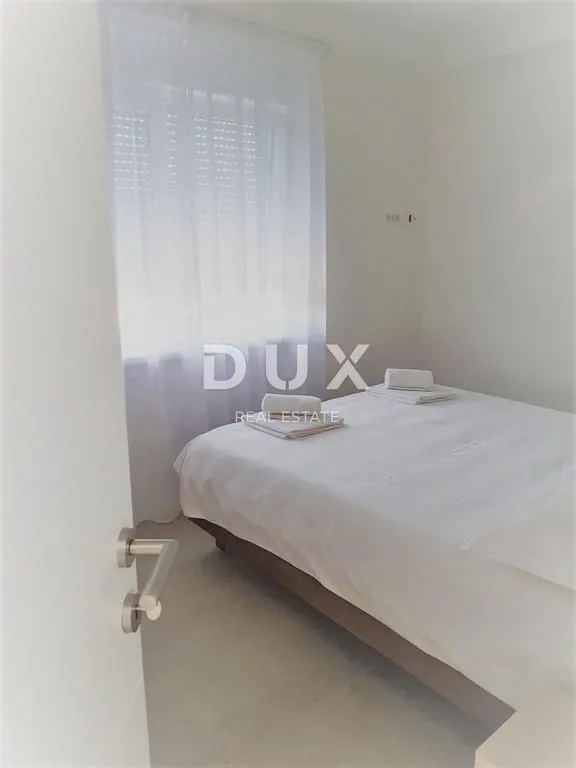 otok rab, lopar - luksuzna vila smještena uz pješčani raj - slika 38