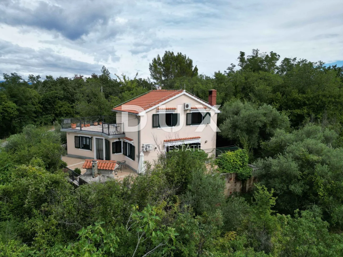 krk, dobrinj - samostojeća kuća 135m2 s pogledom na more + okoliš 150m2 - slika 13