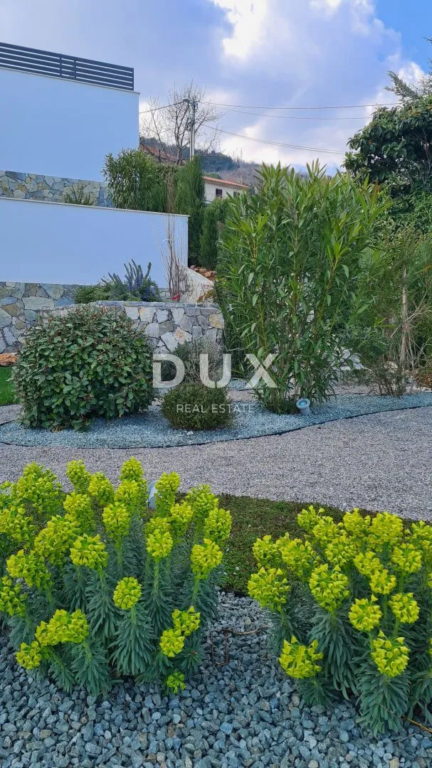 opatija, lovran, liganj - stan u vili s bazenom 120m2+terasa 27m2s panoramskim pogledom na more + okoliš 105m2 - slika 35