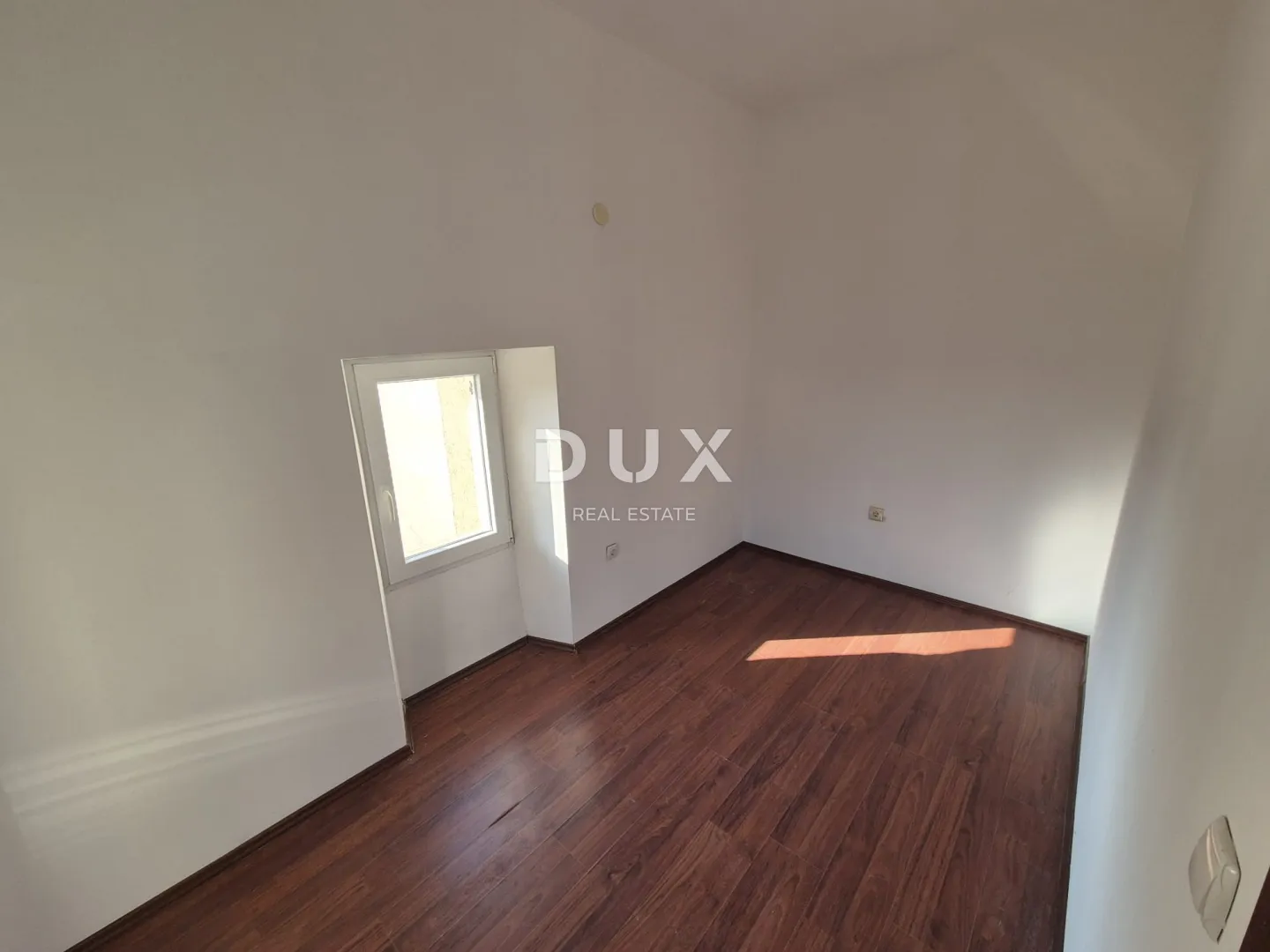 istra, medulin - prodaja kamene kuće s apartmanom u prizemlju - slika 15