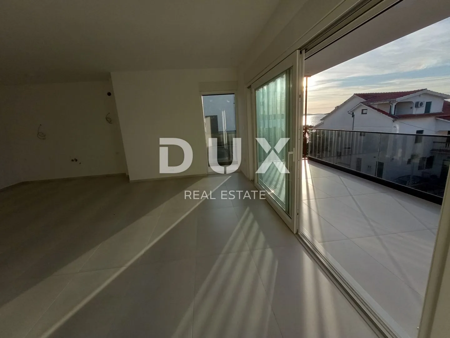 šibenik, vodice - predivan penthouse s7 pokraj mora - slika 4