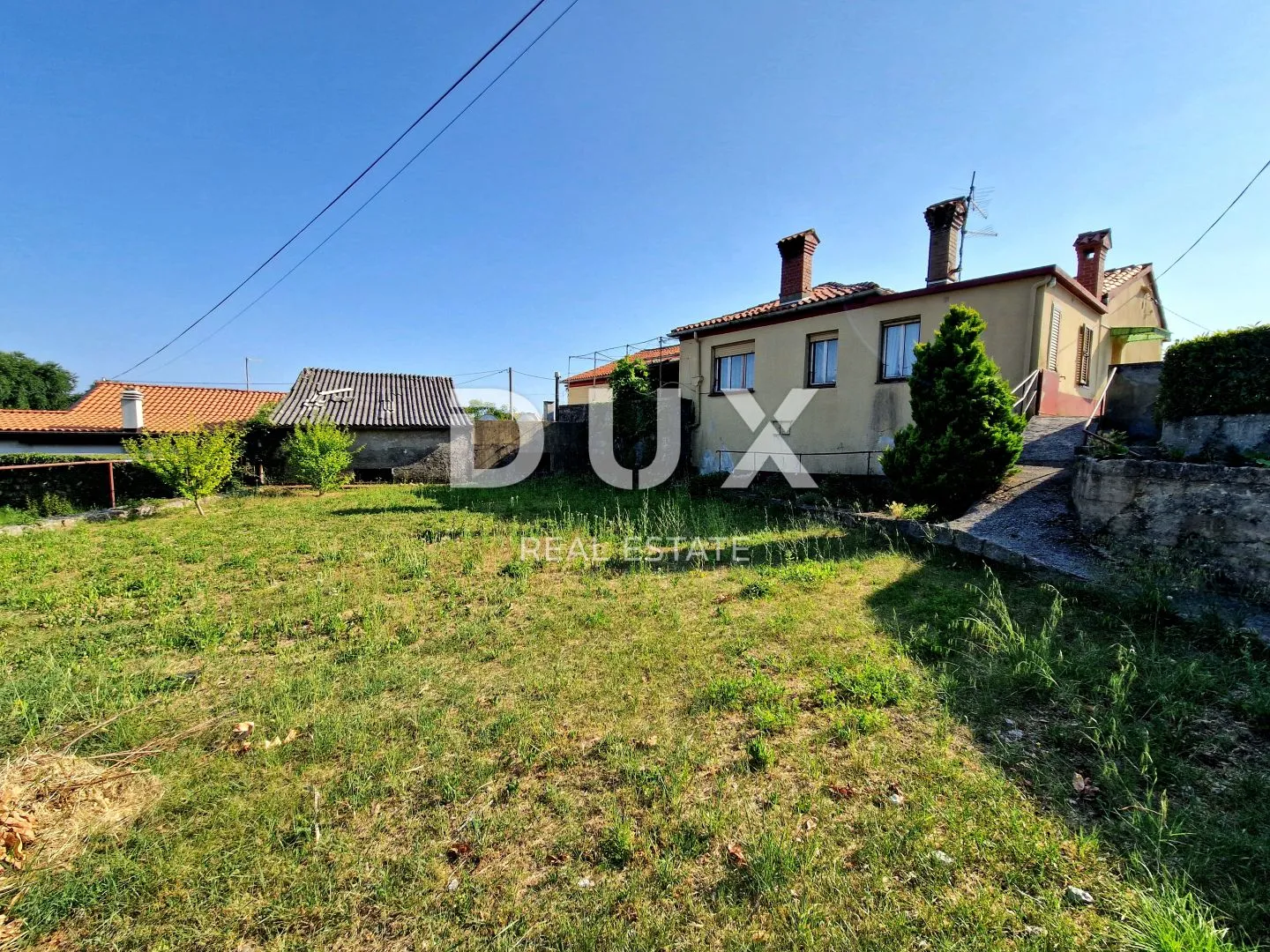 kastav, rubeši - samostojeća kuća s okućnicom od 1600m2 - slika 8