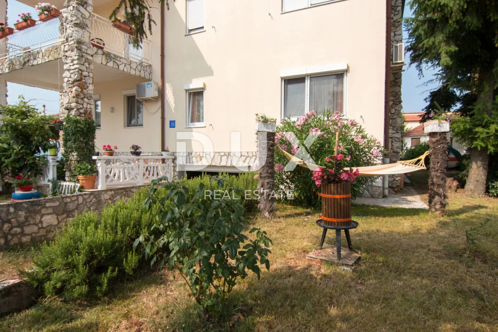 istra, valbandon - prodaja apartmanske kuće - slika 18