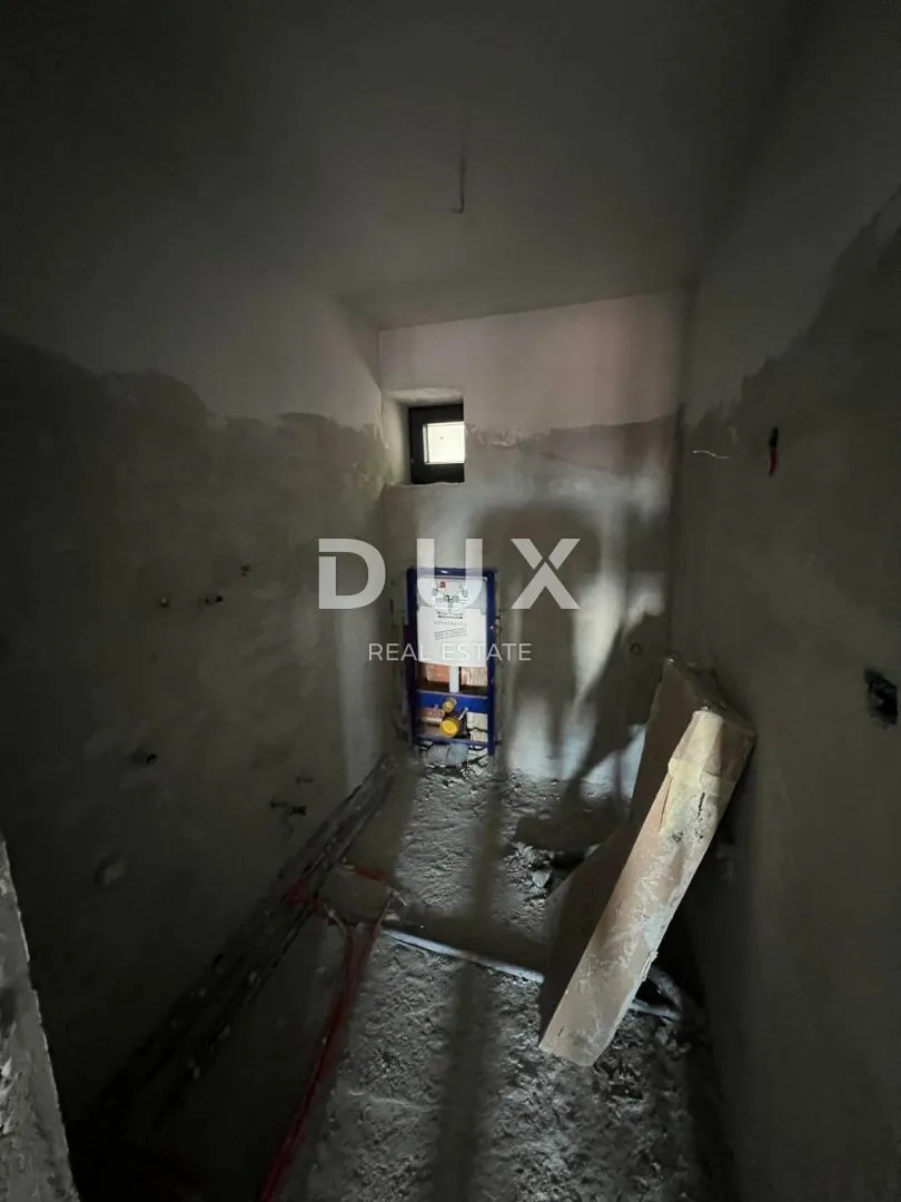 kostrena- dvojna kuća, 5 apartmana, pogled!!! - slika 31