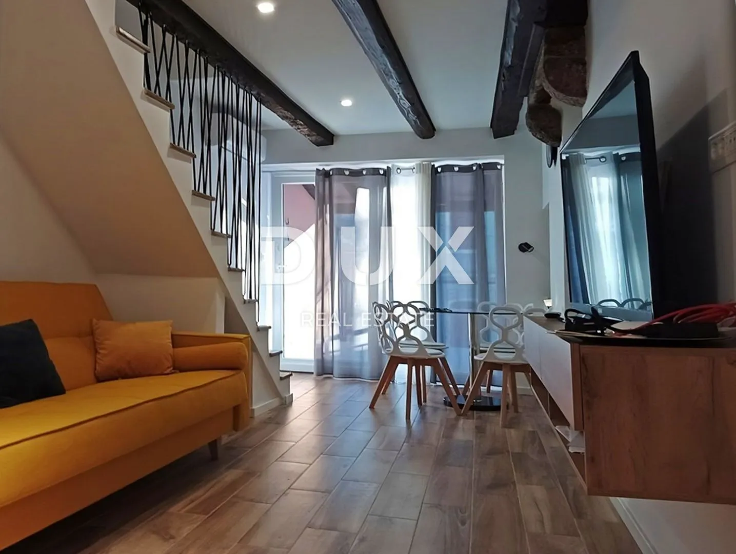 istra, pazin - renovirana kamena kuća - slika 2