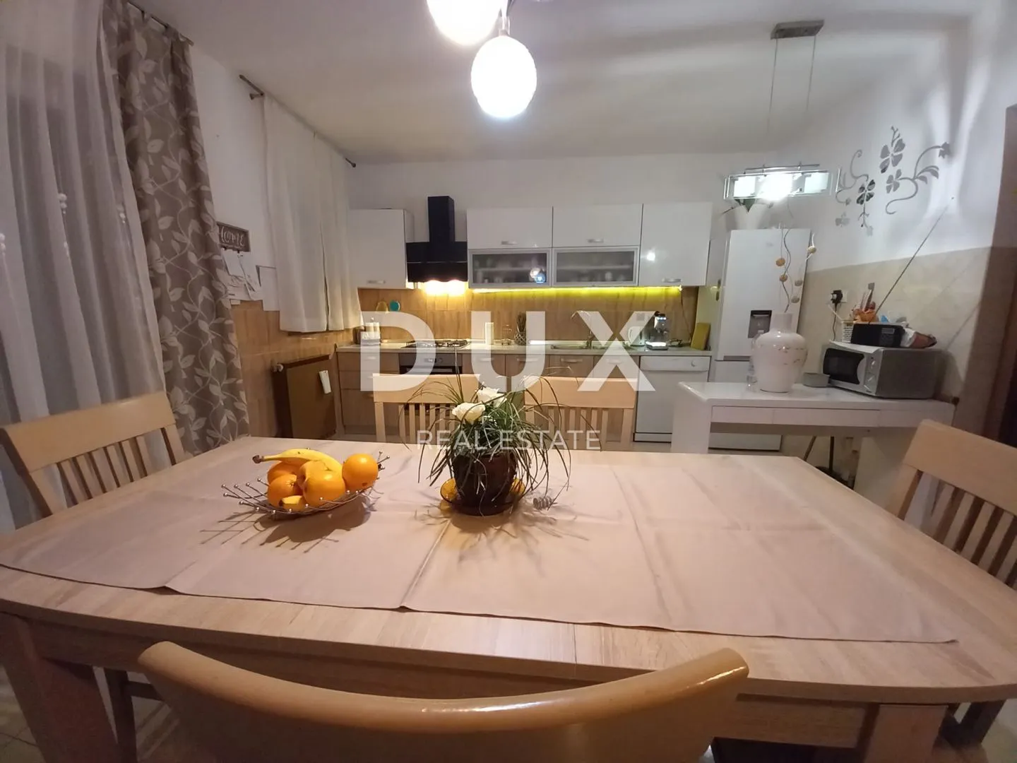 istra, labin - atraktivna apartmanska kuća s bazenom - slika 11