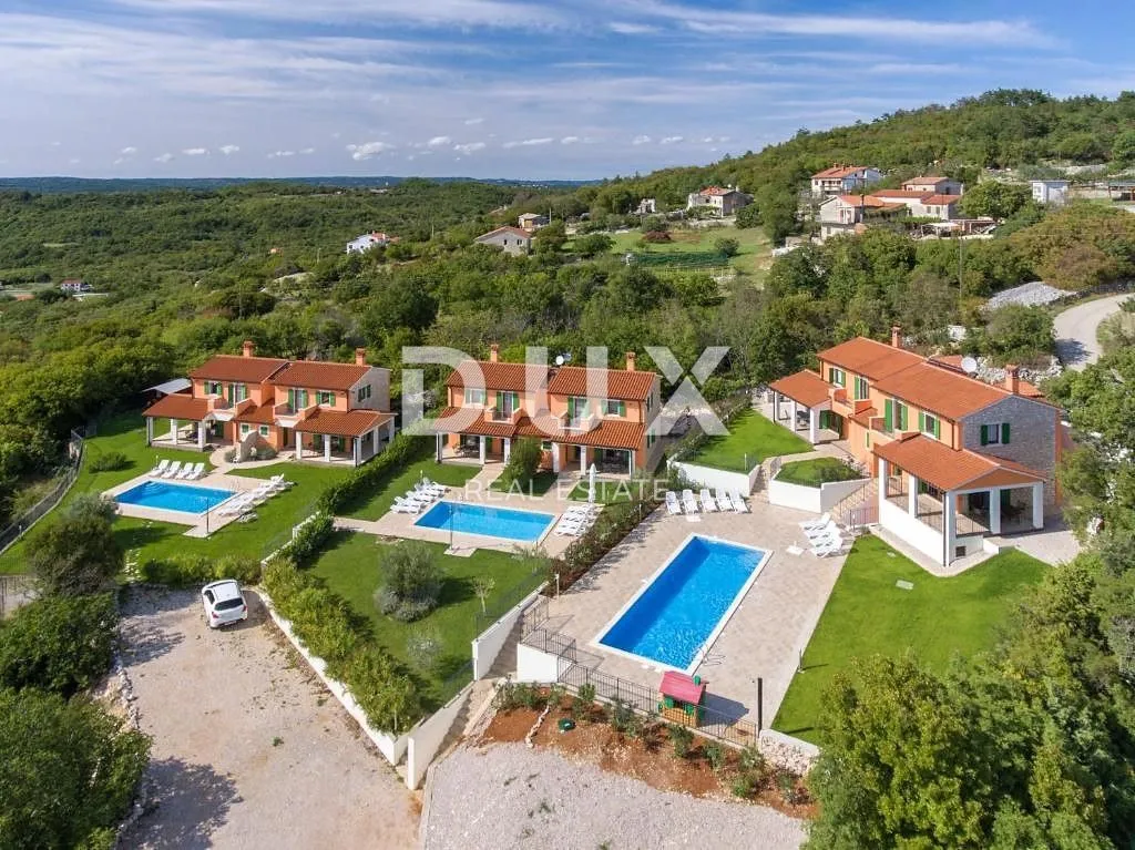 istra, rabac - vila na poželjnoj lokaciji - slika 20