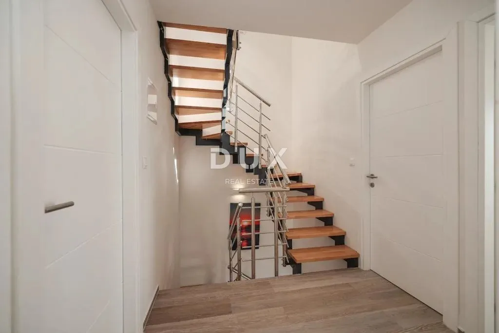 zadar, privlaka - villa, more, bazen, rooftoop jacuzzi,top lokacija -prilika! - slika 30