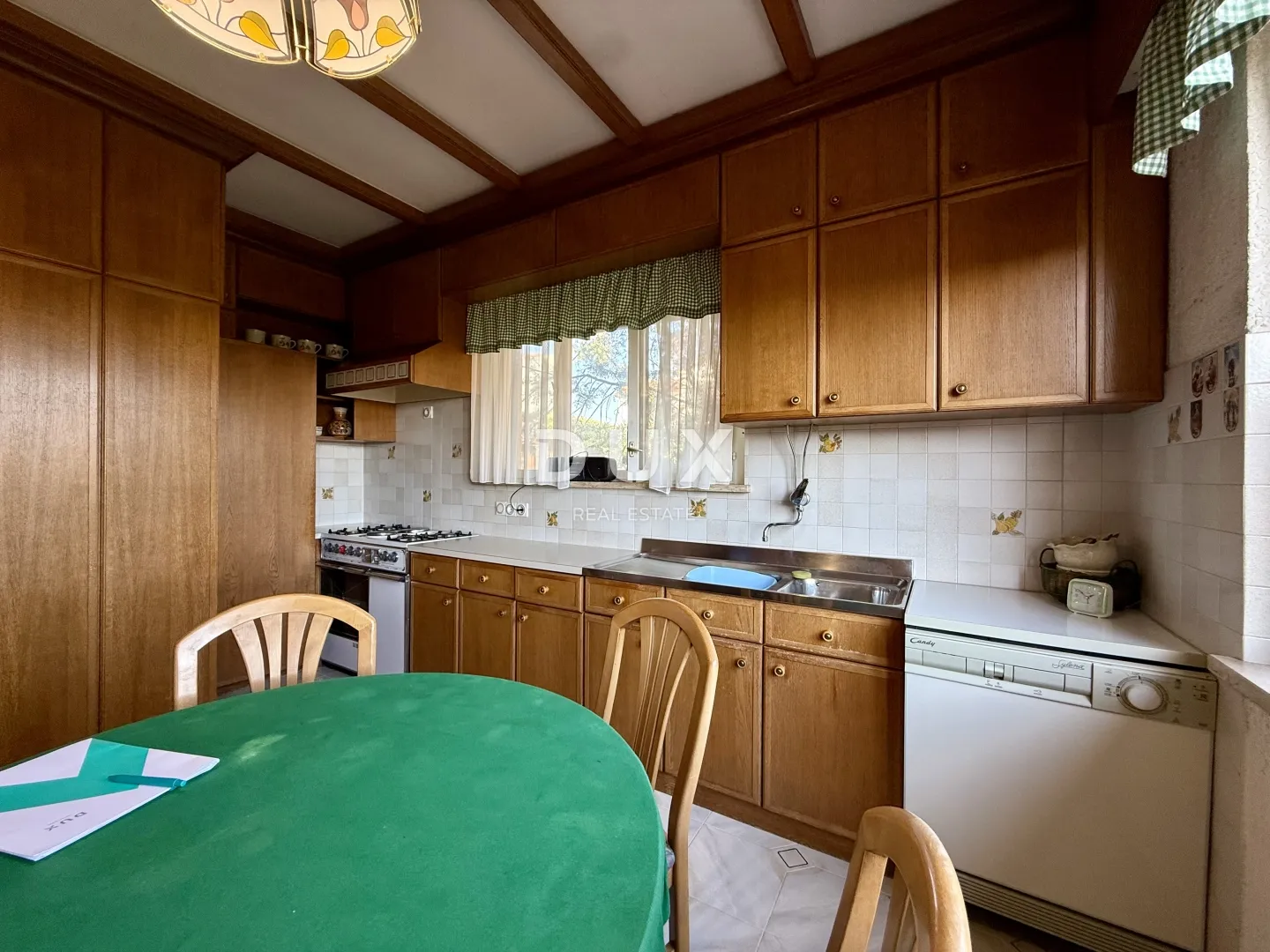 matulji, centar, samostojeća kuća, 250 m2, pogled, garaža - slika 5
