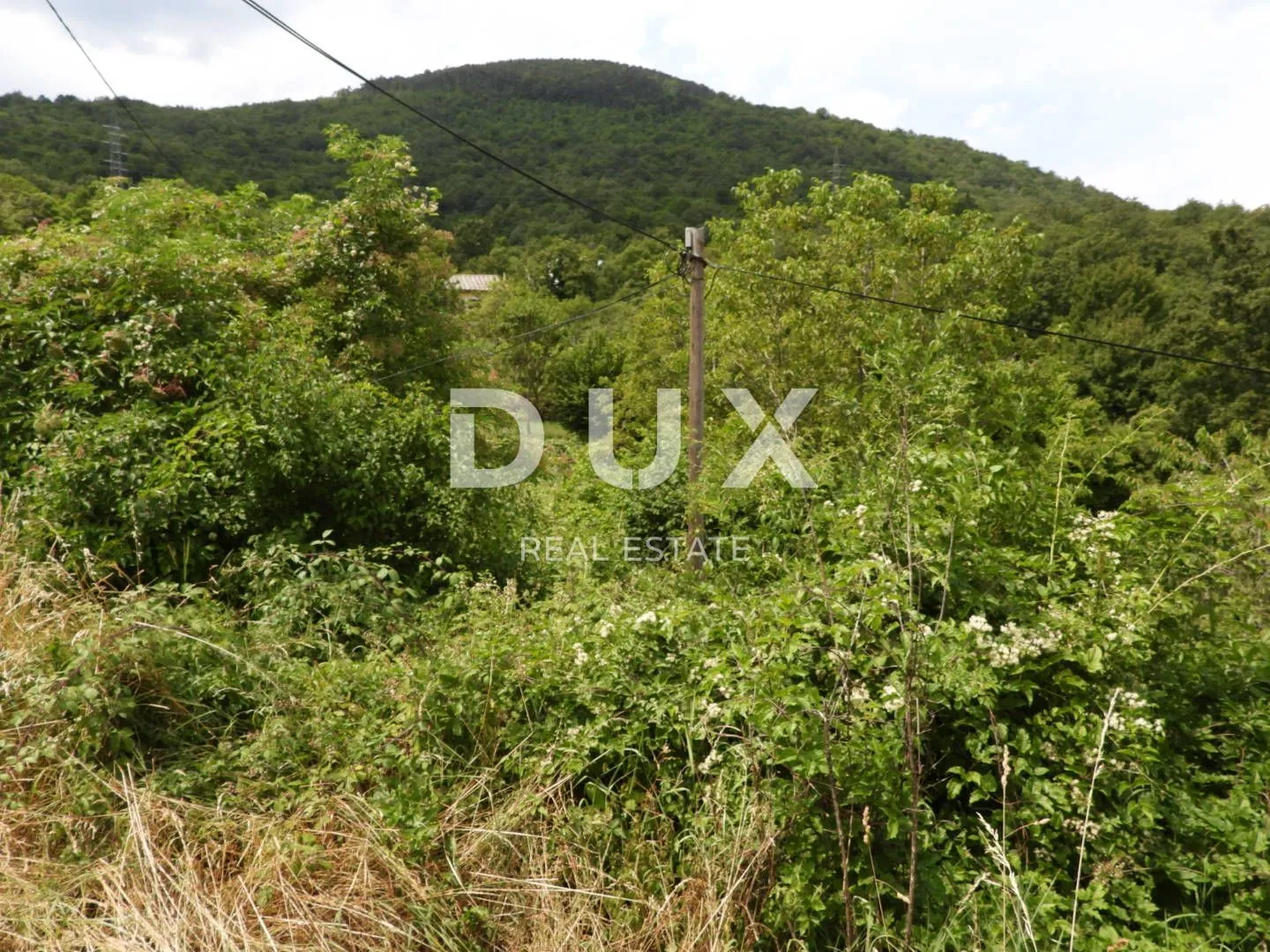 rukavac - građevinski teren 2059m2 za stambenu zgradu – stanove- apartmane / obiteljsku kuću / villu / za kuće za iznajmljivanje sa bazenom / kuću za odmor sa bazenom - slika 7
