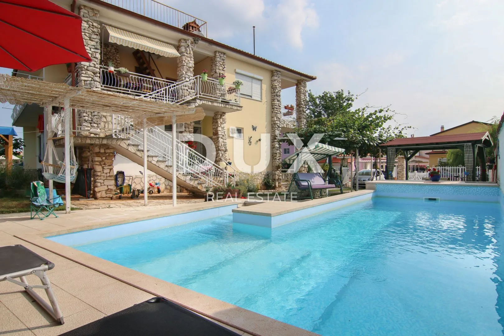 ISTRA, VALBANDON - Prodaja apartmanske kuće - Valbandon, Fažana