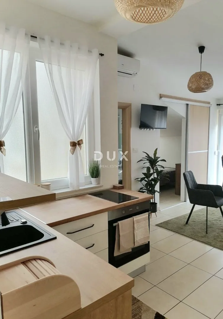 crikvenica - prvi red do mora, moderno uređen apartman u srcu crikvenice - slika 2