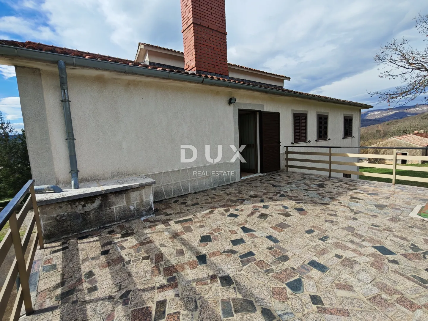 istra, boljun - kuća s dva stana u srcu istre - slika 6