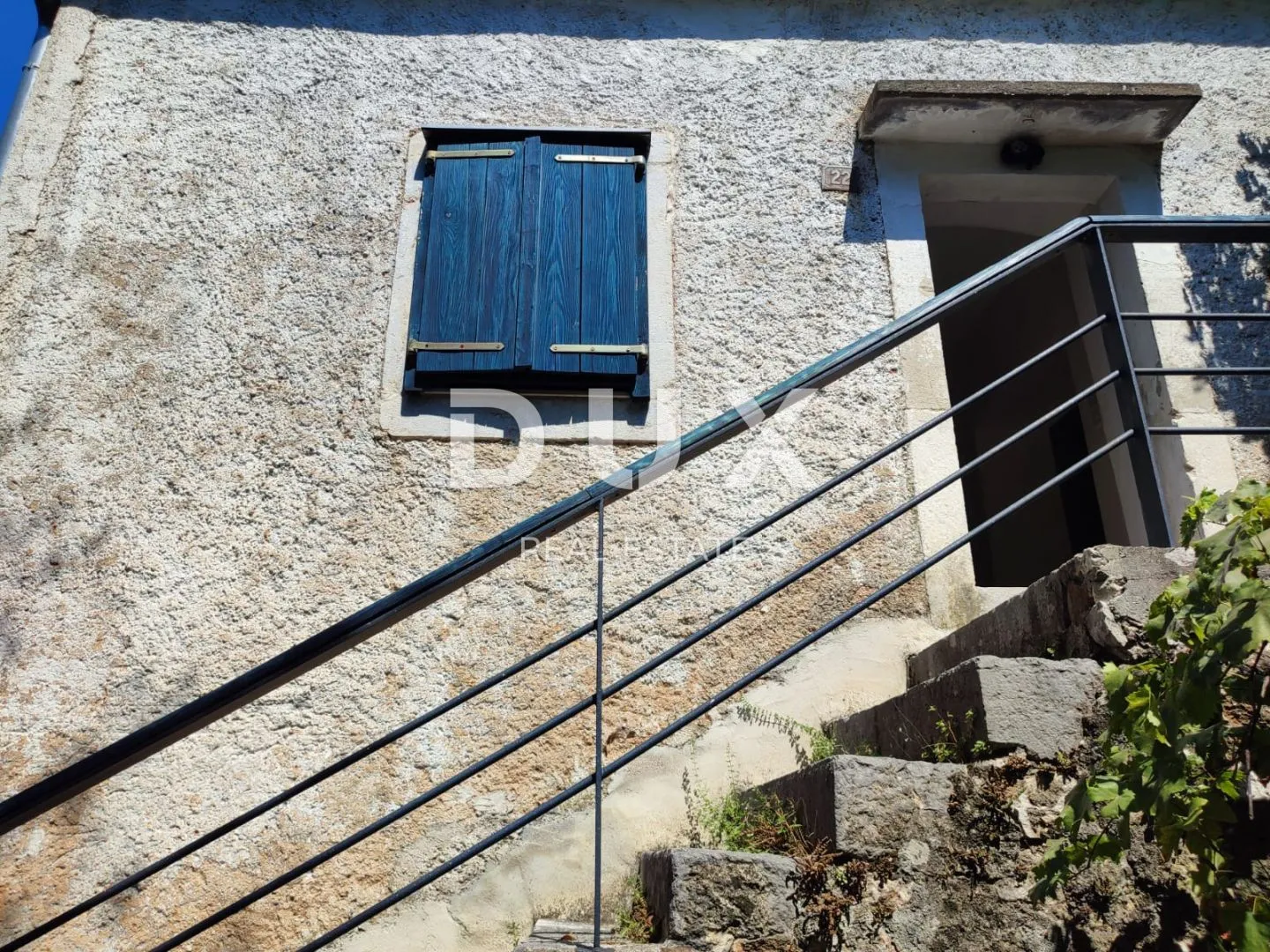 novi vinodolski, bribir - lijepa kamena samostojeća kuća - slika 7