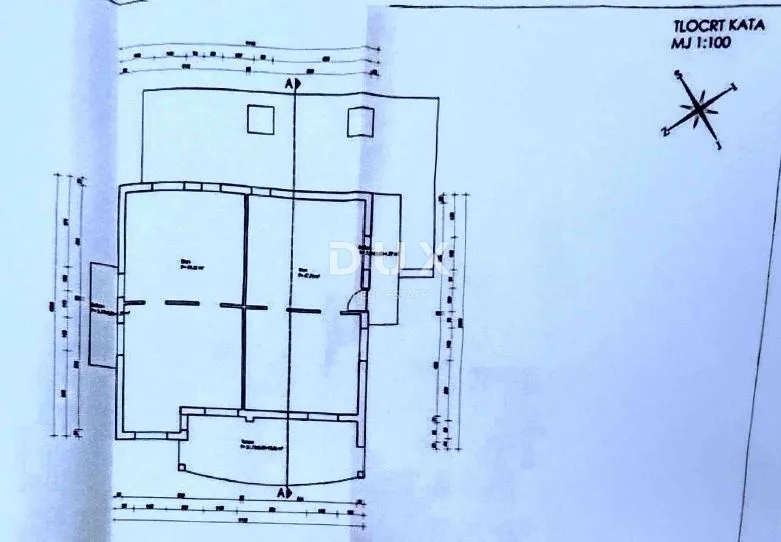 otok pag, novalja - kuća sa apartmanima u srcu novalje - slika 9