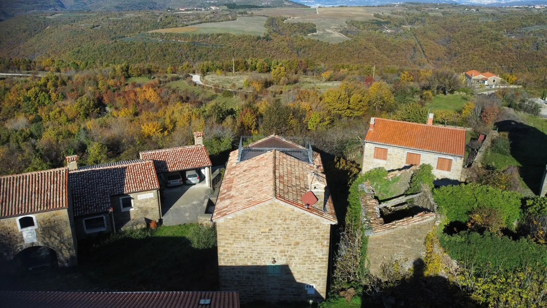 istra, momjan - kamena kuća u istarskom stilu - slika 6