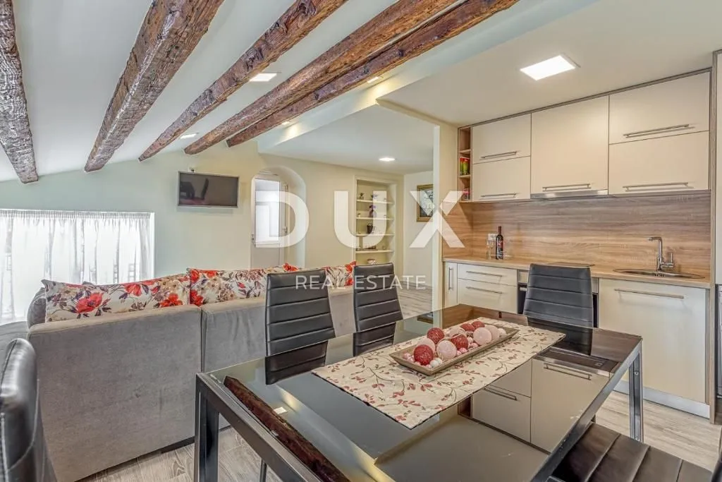 istra,poreč - ekskluzivna prilika, apartman prvi red do mora! - slika 5