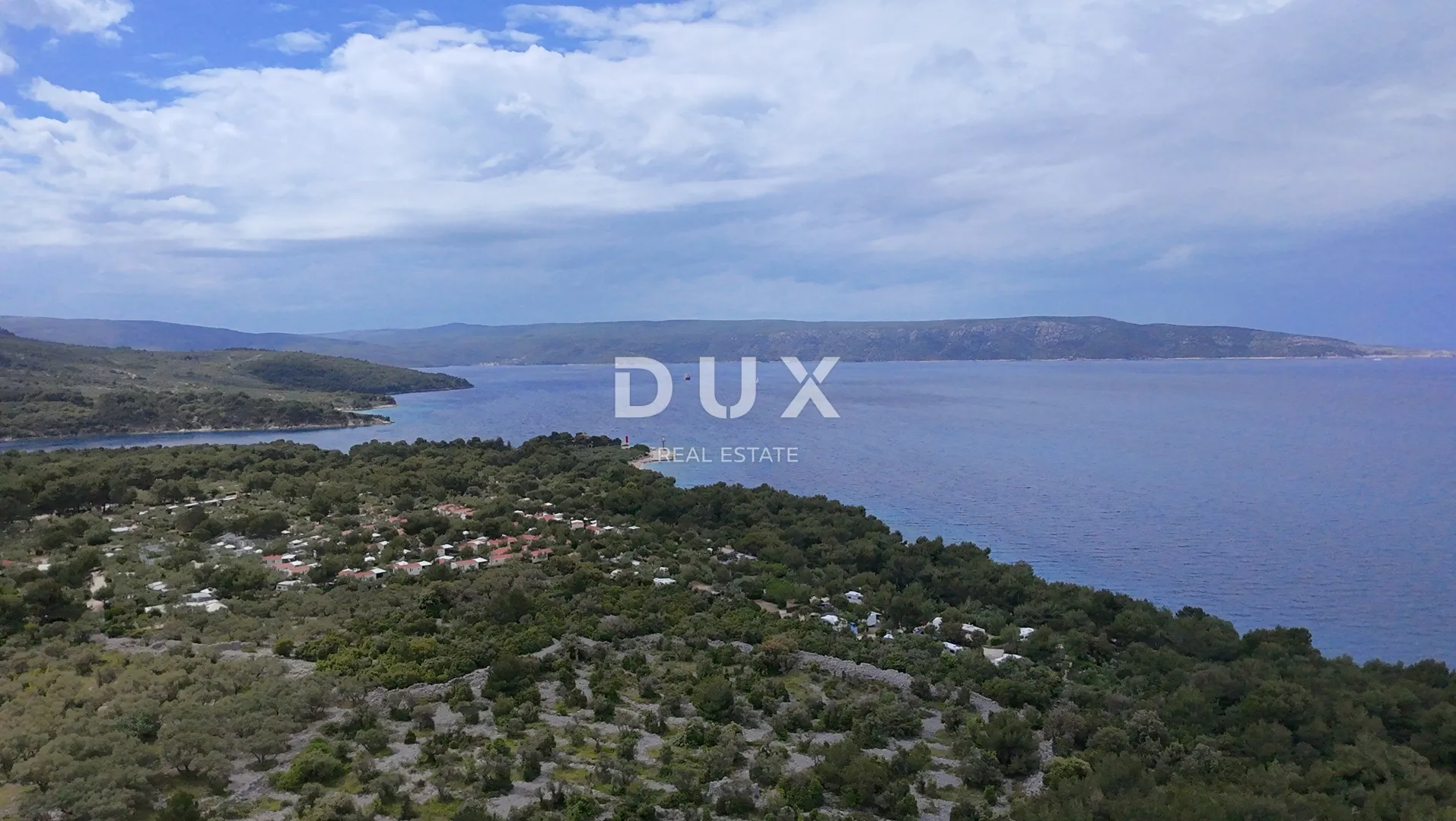 otok cres, grad cres - zemljište za hotel 100 m od mora - slika 4