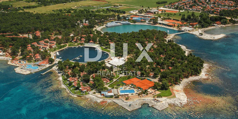 ISTRA, UMAG - Zemljište u T2 zoni, 600 m od mora - Katoro, Umag