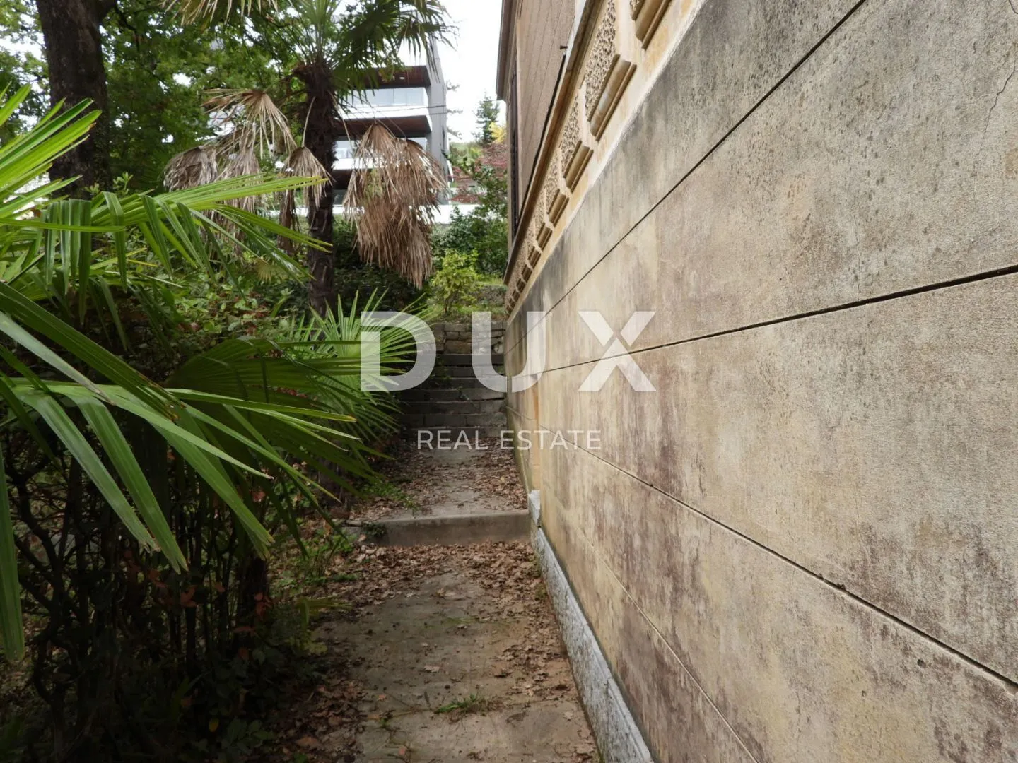 opatija, centar, vila, 484 m2, dva stana, 2. red do mora - slika 14
