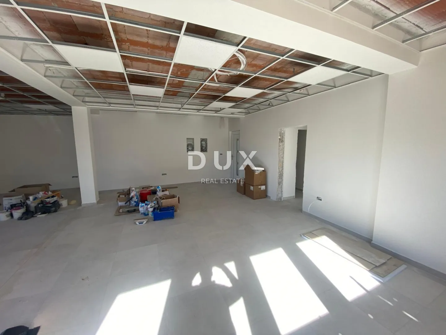 viškovo, strogi centar - poslovni prostor 100 m2 u novogradnji + 6 parkirnih mjesta! prilika! - slika 11