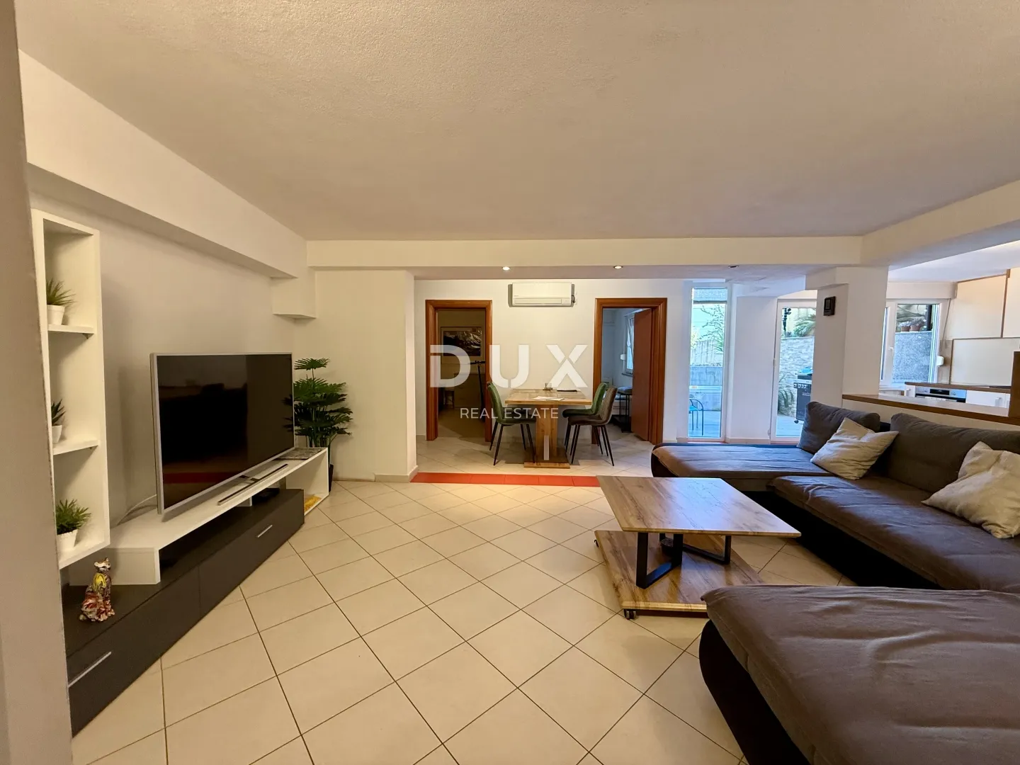 crikvenica, jadranovo, 3-sobni stan, 86 m2, terasa, blizina mora - slika 2