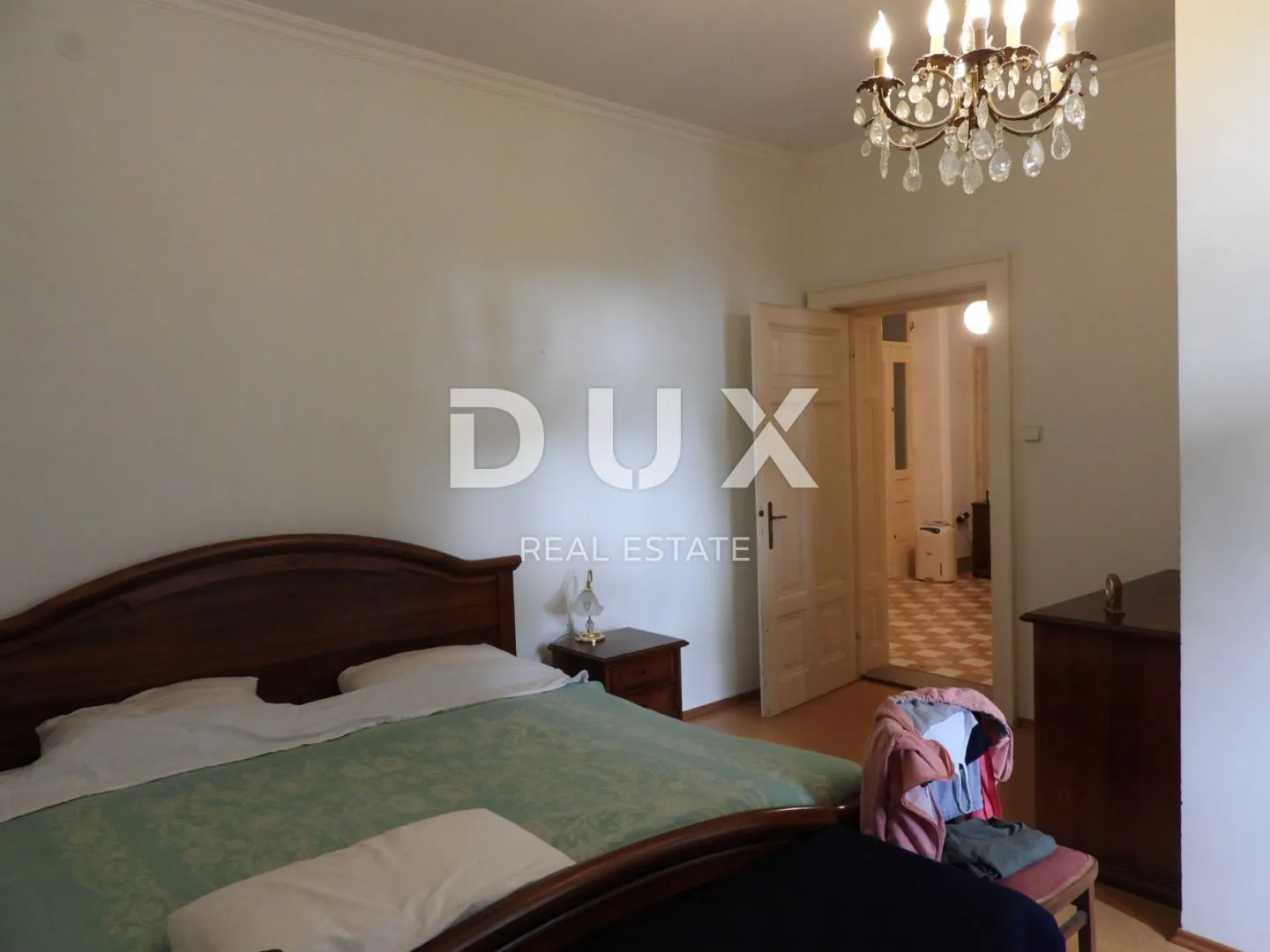 opatija, centar, vila, 484 m2, dva stana, 2. red do mora - slika 55
