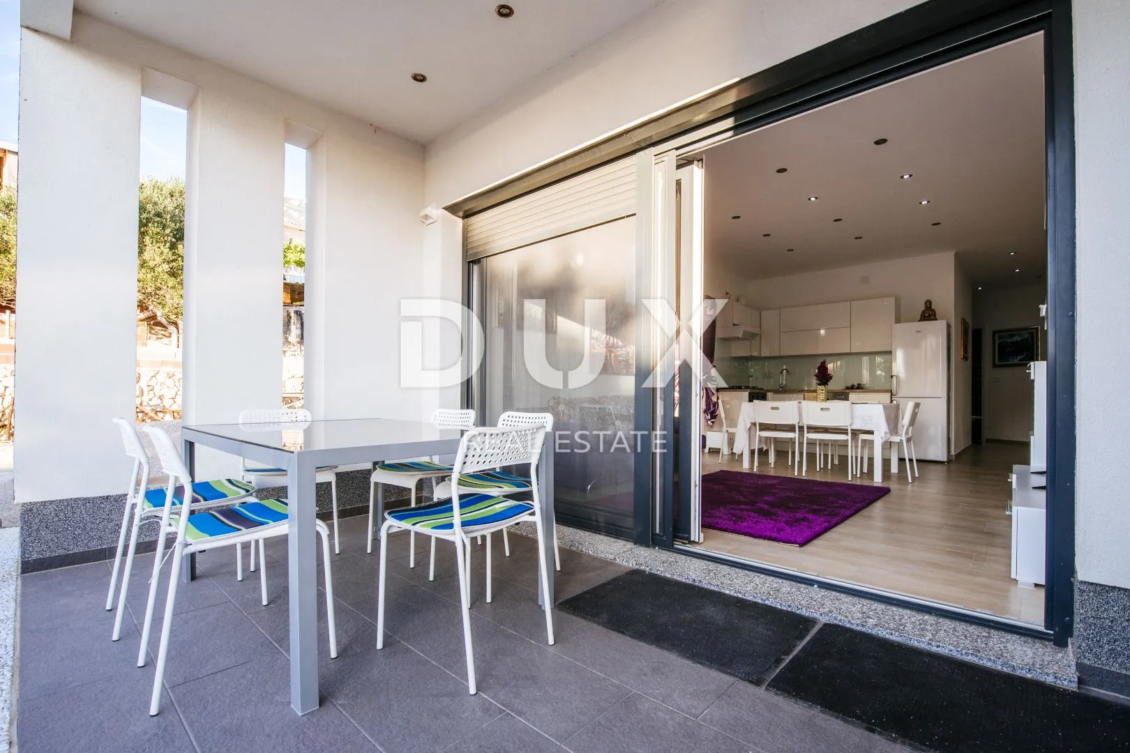 otok pag, košljun - vila pored mora sa 4 apartmana - slika 37
