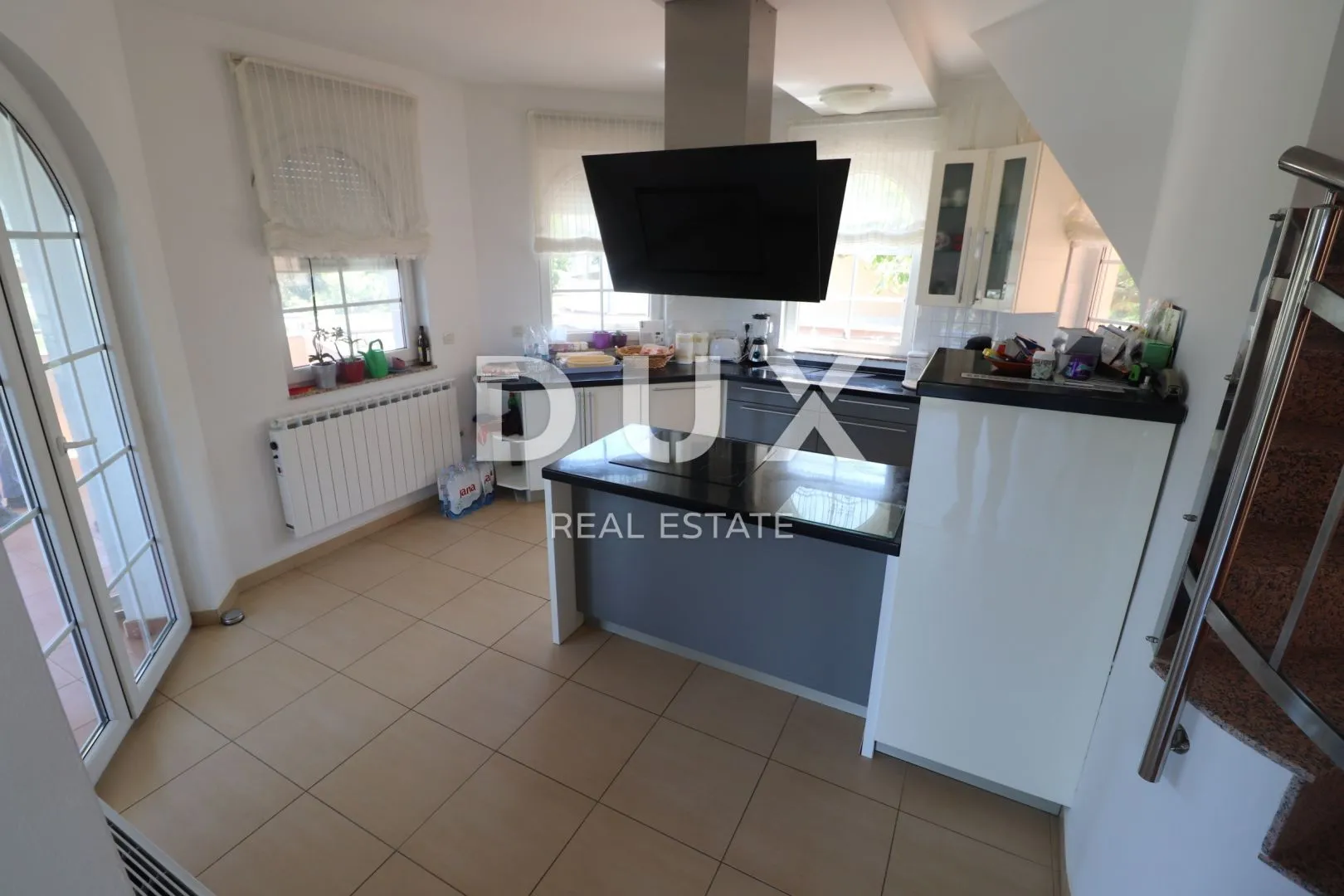 otok rab, supetarska draga - apartmanska kuća na odličnoj lokaciji - slika 24